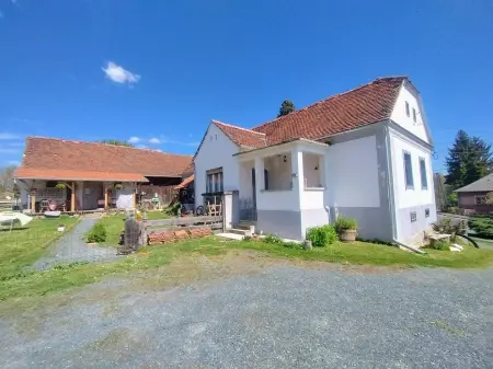 Eladó családi ház, Hegyhátszentjakab 5+1 szoba 150 m² 110 M Ft