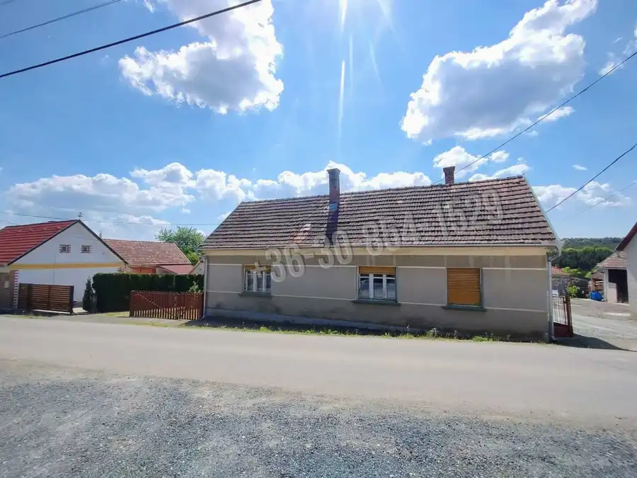 eladó családi ház, Kondorfa