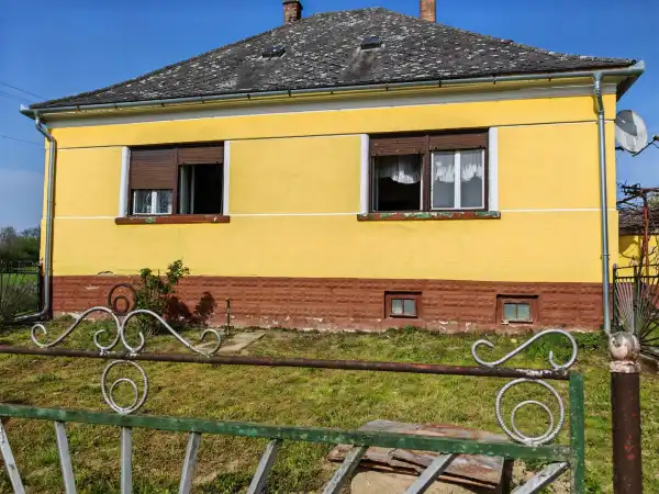 Eladó családi ház, Magyarszombatfa 4 szoba 149 m² 39 M Ft