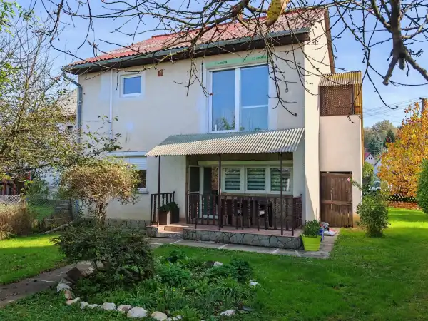 Eladó családi ház, Szentgotthárd 5 szoba 160 m² 74.9 M Ft