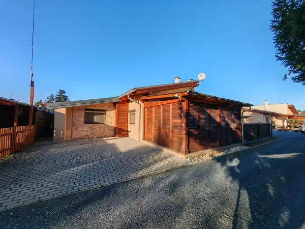 Eladó családi ház, Szentgotthárd 5 szoba 121 m² 89.9 M Ft