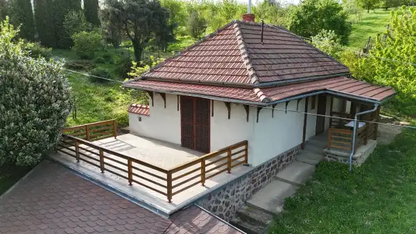 Eladó nyaraló, Zalaszentgrót 1 szoba 38 m² 25 M Ft
