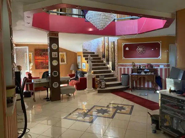 Eladó téglalakás, Zalaegerszeg 5 szoba 269 m² 268.9 M Ft